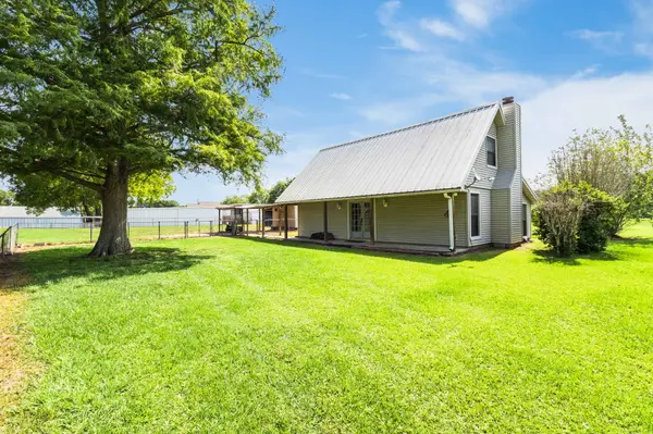 276 Highway 182, Sunset, LA 70584-5427