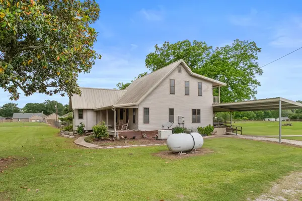 246 Highway 182, Sunset, LA 70584-5427