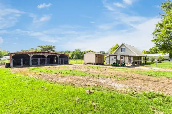 276 Highway 182, Sunset, LA 70584-5427