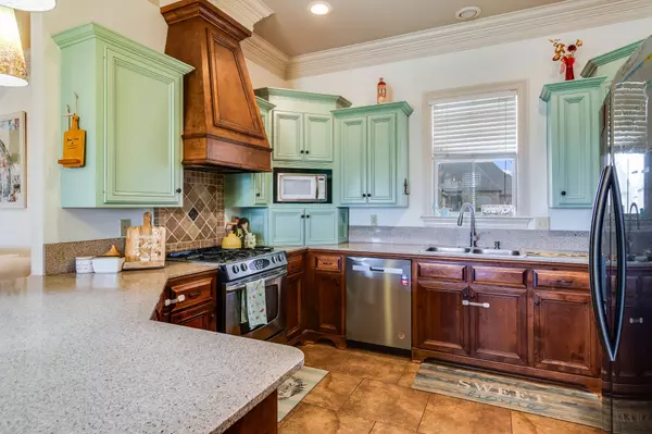 110 Beringer Dr, Duson, LA 70529-4244