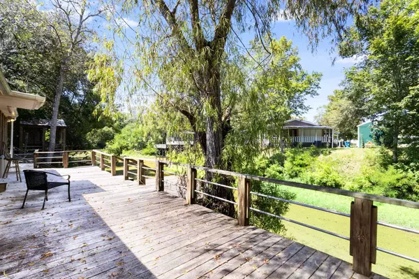 1062 Evangeline Street, Breaux Bridge, LA 70517