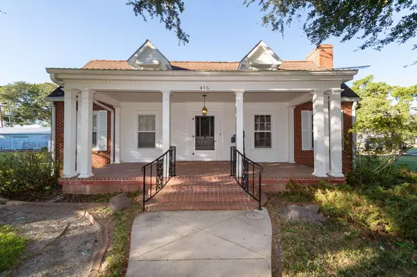 415 McMurtry St, Gueydan, LA 70542-4021