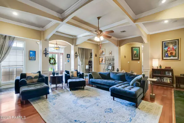 204 Parliament DR, Lafayette, LA 70506