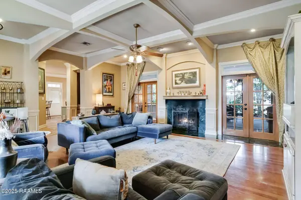 204 Parliament DR, Lafayette, LA 70506