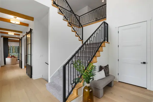 296 E IRELAND LN S #101, Draper, UT 84020