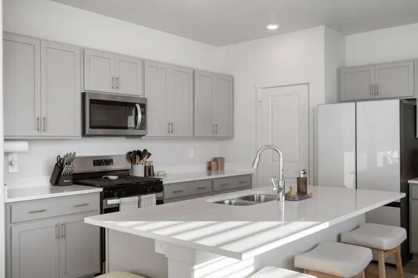 3457 S 3100 W #174, West Haven, UT 84401