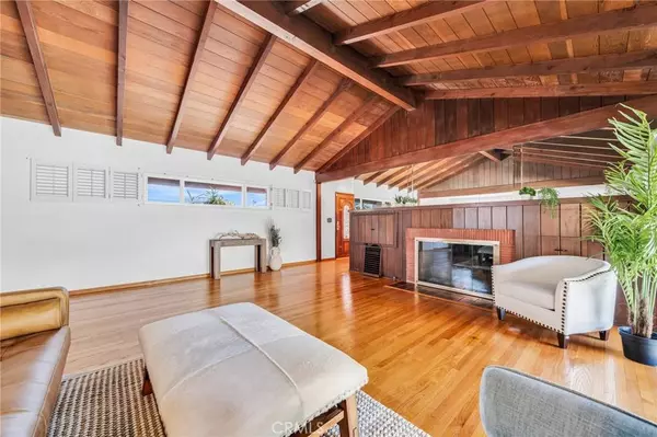 8056 El Manor AVE, Los Angeles, CA 90045