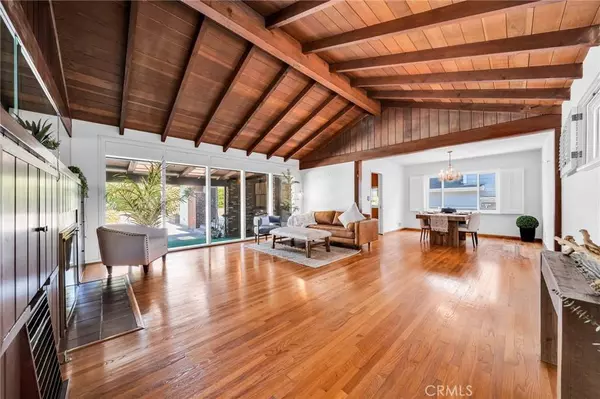 8056 El Manor AVE, Los Angeles, CA 90045