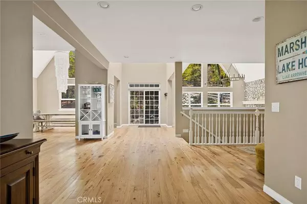 28537 North Shore RD, Lake Arrowhead, CA 92352