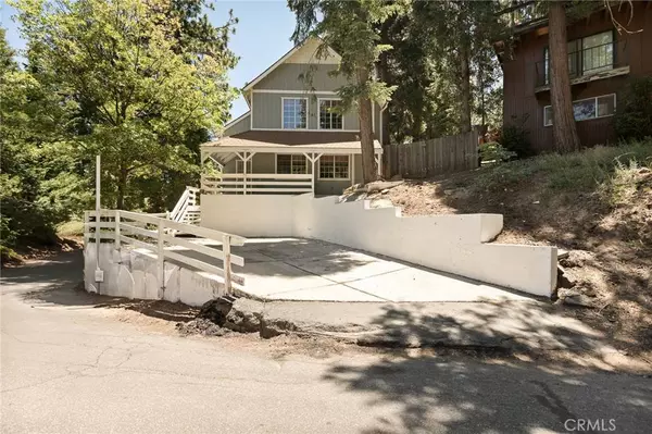 531 Rose LN, Twin Peaks, CA 92391