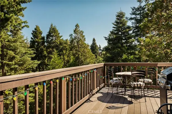 446 Cedarbrook DR, Lake Arrowhead, CA 92391