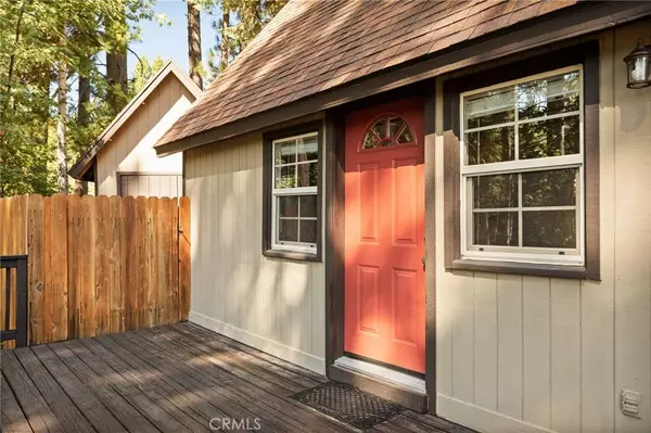 2398 Whispering Pines DR, Running Springs, CA 92382