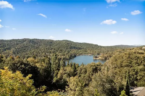 404 Darfo, Crestline, CA 92325