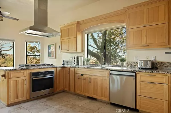 1305 Montreal, Lake Arrowhead, CA 92352