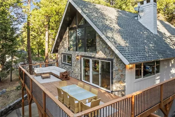 300 Pioneer, Lake Arrowhead, CA 92352