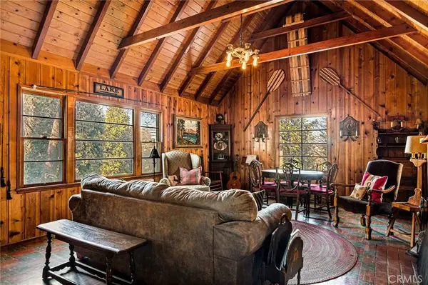 363 Mittry, Lake Arrowhead, CA 92352