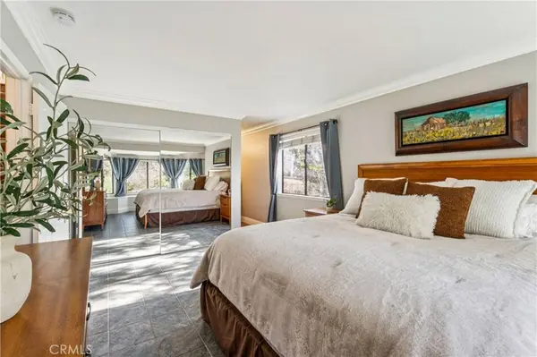 27391 Peninsula, Lake Arrowhead, CA 92352