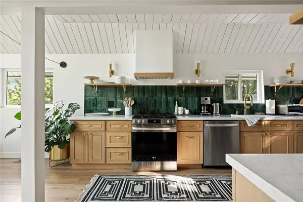 209 Massive, Lake Arrowhead, CA 92352