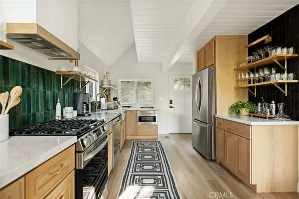 209 Massive, Lake Arrowhead, CA 92352