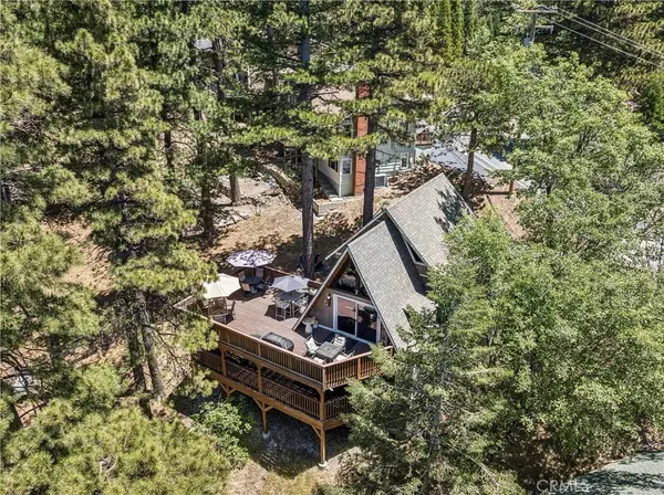 30834 Live Oak, Running Springs, CA 92382