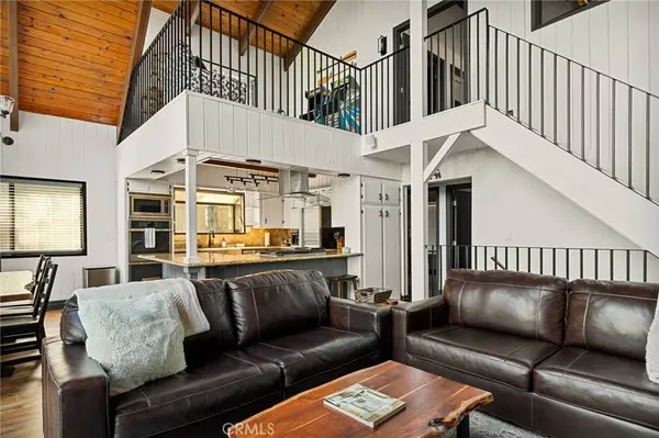 26566 Spyglass, Lake Arrowhead, CA 92352