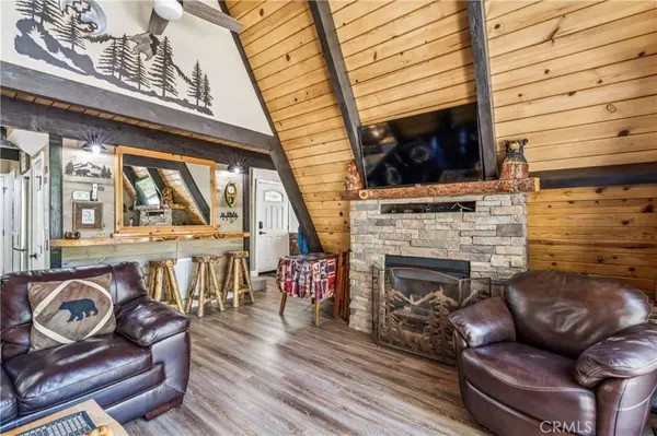30834 Live Oak, Running Springs, CA 92382