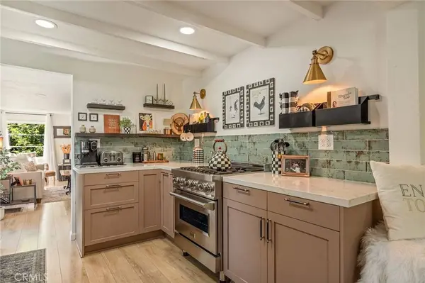 660 Spring DR, Crestline, CA 92325