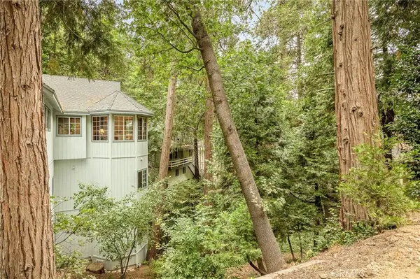 24376 Horst DR, Crestline, CA 92325