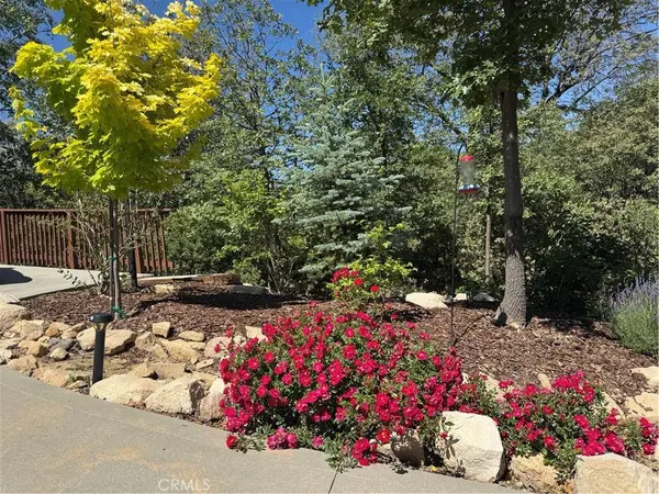 1465 Golden Rule LN, Lake Arrowhead, CA 92352