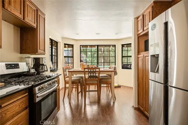 27432 White Fir, Lake Arrowhead, CA 92352