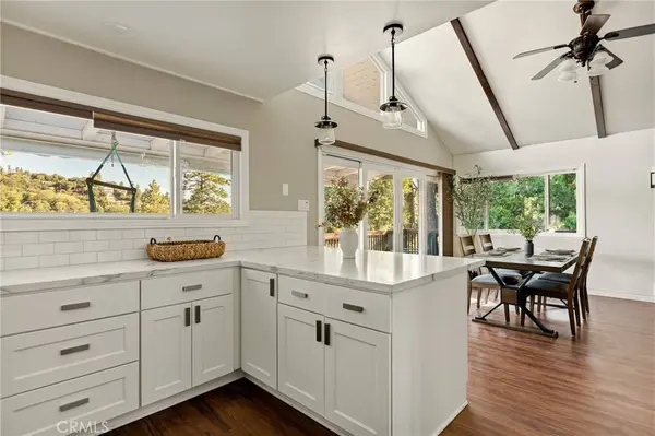 24416 Horst DR, Crestline, CA 92325