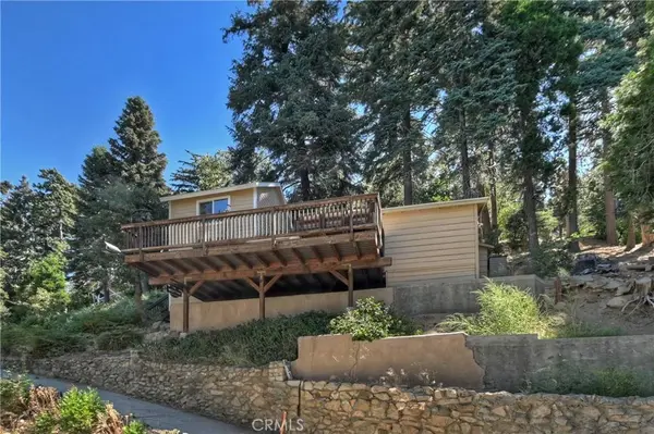 831 Blue Ridge, Lake Arrowhead, CA 92385
