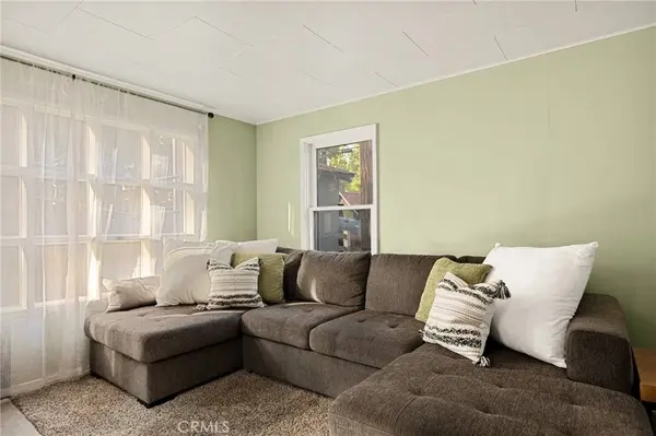 25616 Hi LN, Twin Peaks, CA 92391