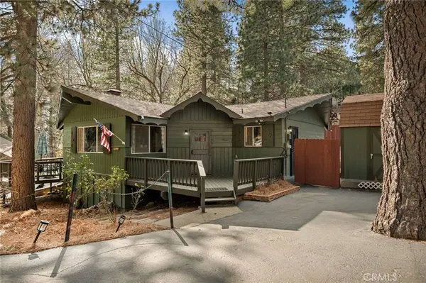 30789 All View, Running Springs, CA 92382