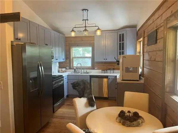 24839 Felsen DR, Crestline, CA 92325