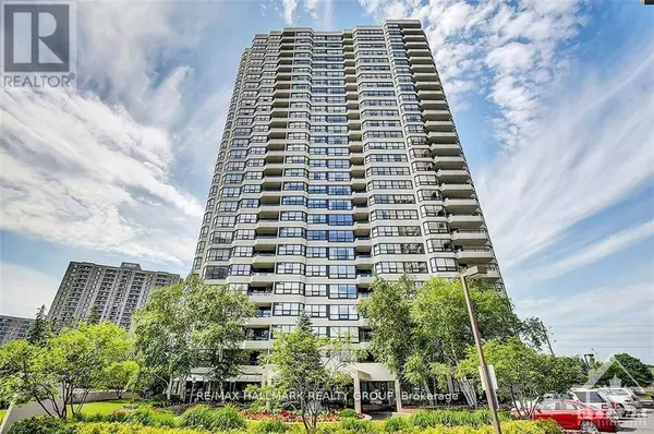 1510 Riverside DR #306, Ottawa, ON K1G4X5