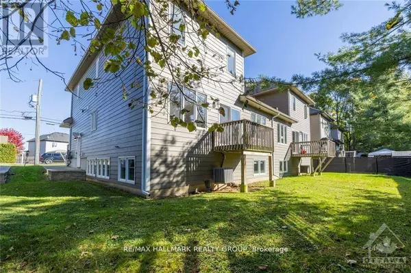 1174 SOUTH RUSSELL RD #A, Russell, ON K4R1E5