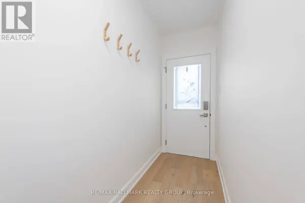 324 MONTFORT STREET, Ottawa, ON K1L5N4