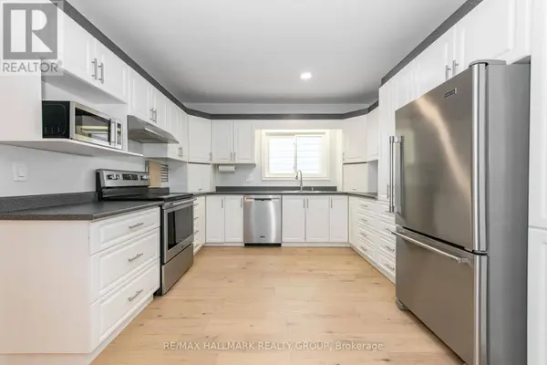 324 MONTFORT STREET, Ottawa, ON K1L5N4