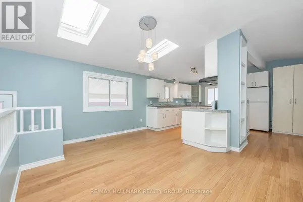 2223 HALIFAX DRIVE, Ottawa, ON K1G2W4