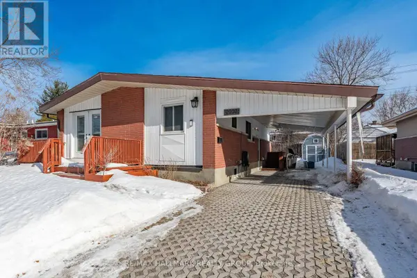 2223 HALIFAX DRIVE, Ottawa, ON K1G2W4