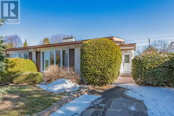 20 MULVAGH AVENUE, Ottawa, ON K2E6M6