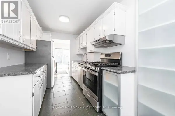 6382 ST. LOUIS DRIVE, Ottawa, ON K1C2Y1