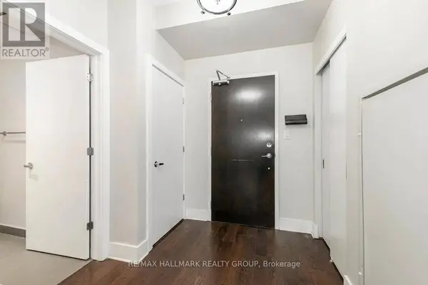 101 Richmond RD #319, Ottawa, ON K1Z0A6