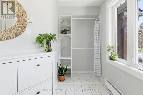 390 Briston Private #3, Ottawa, ON K1G5R3