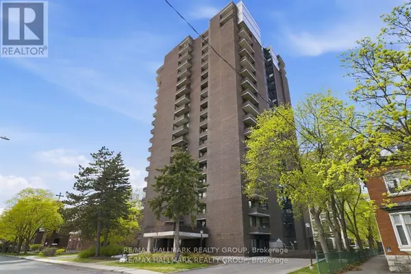 71 Somerset ST West #2003, Ottawa, ON K2P2G2