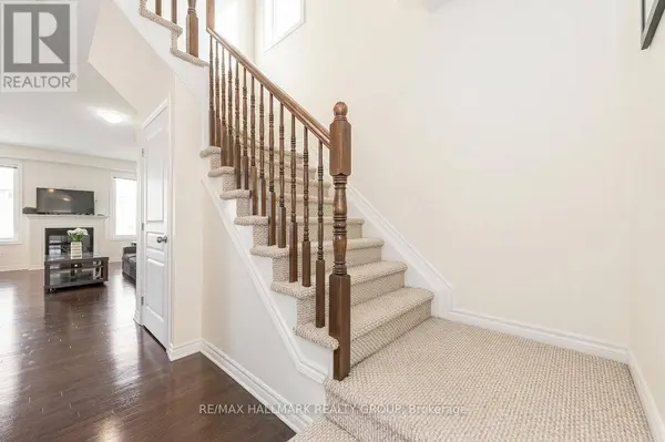 183 CLARIDGE DRIVE, Ottawa, ON K2J5V8