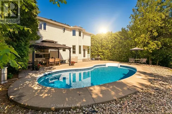 37 STITT STREET, Ottawa, ON K2S0R5