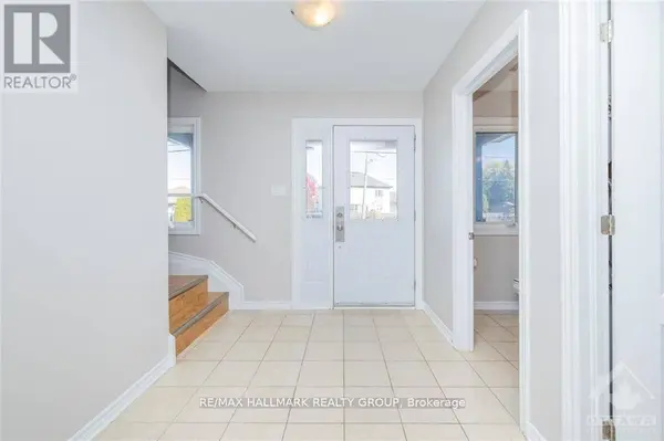1174 SOUTH RUSSELL ROAD, Russell, ON K4R1E5