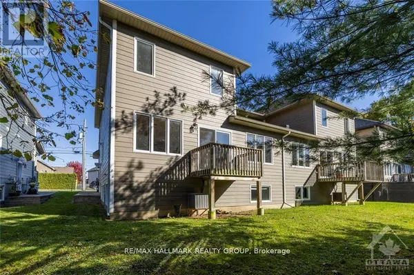 1174 SOUTH RUSSELL ROAD, Russell, ON K4R1E5